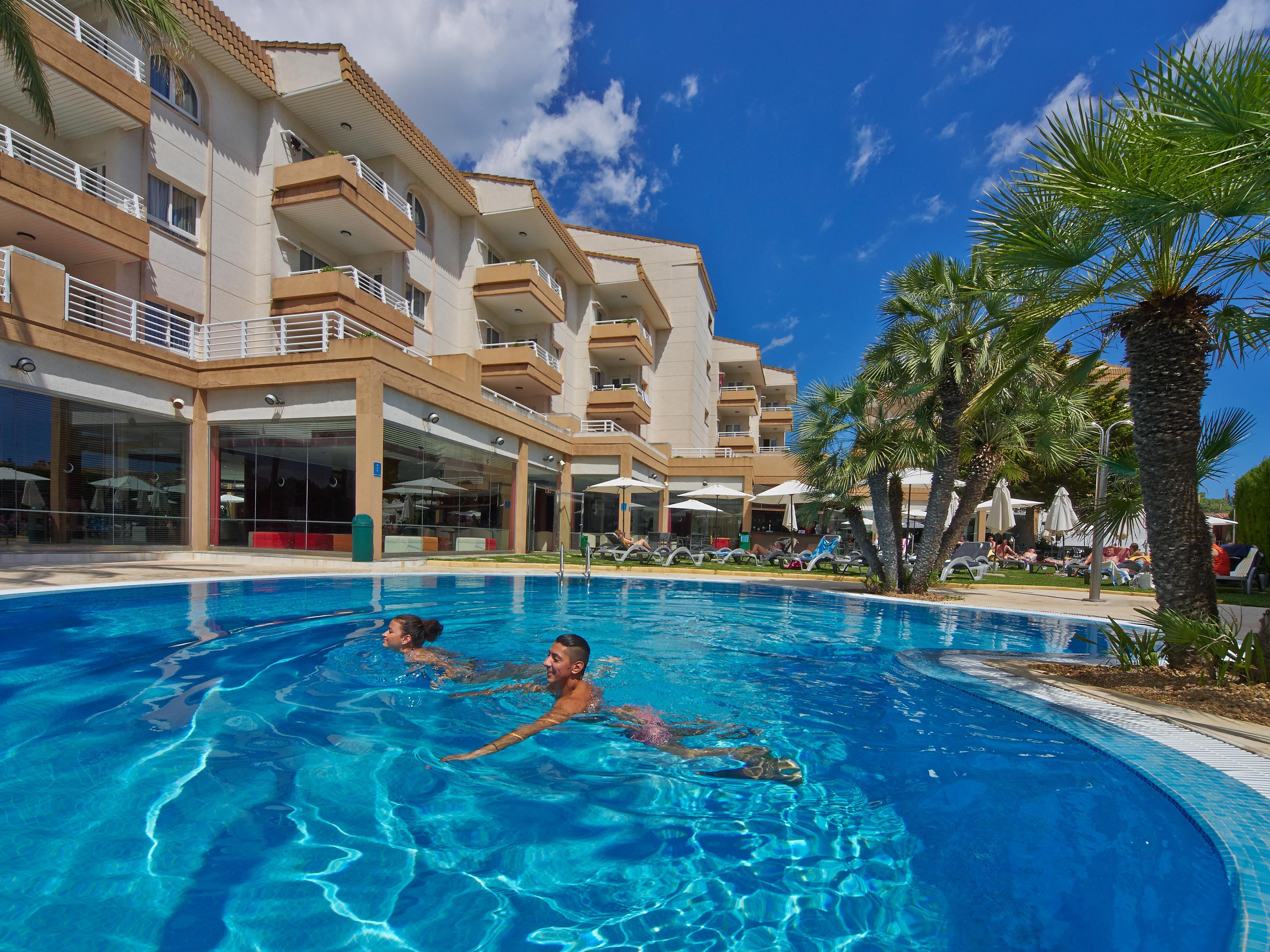 Hotel Illot Suites Cala Ratjada  Exterior foto