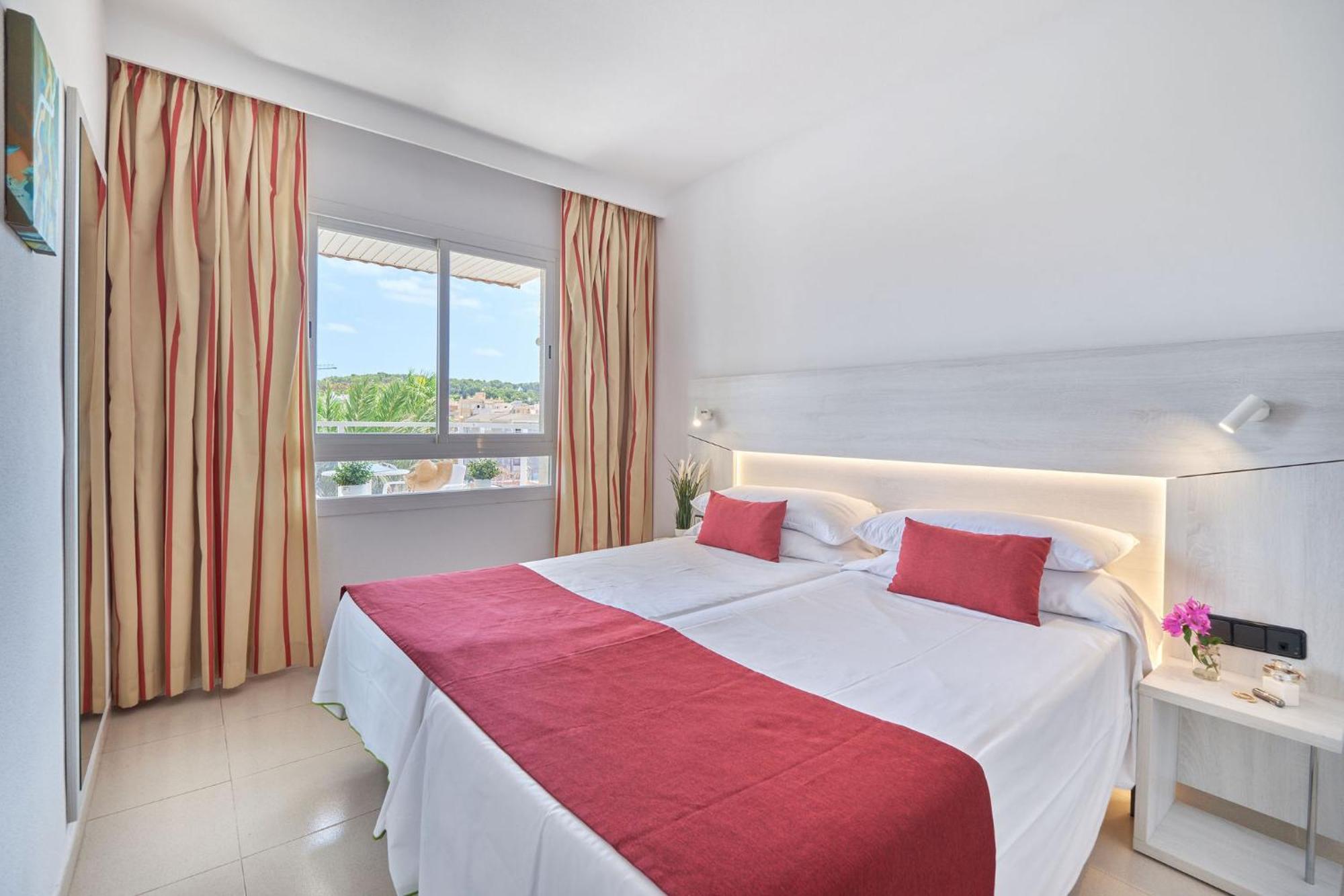 Hotel Illot Suites Cala Ratjada  Exterior foto